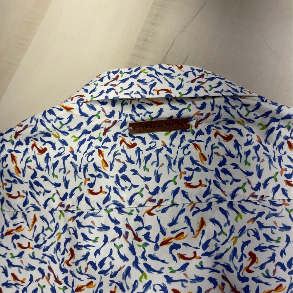A FISH NAMED FRED casual printed koi button down shirt casual work travel - Picture 8 of 10